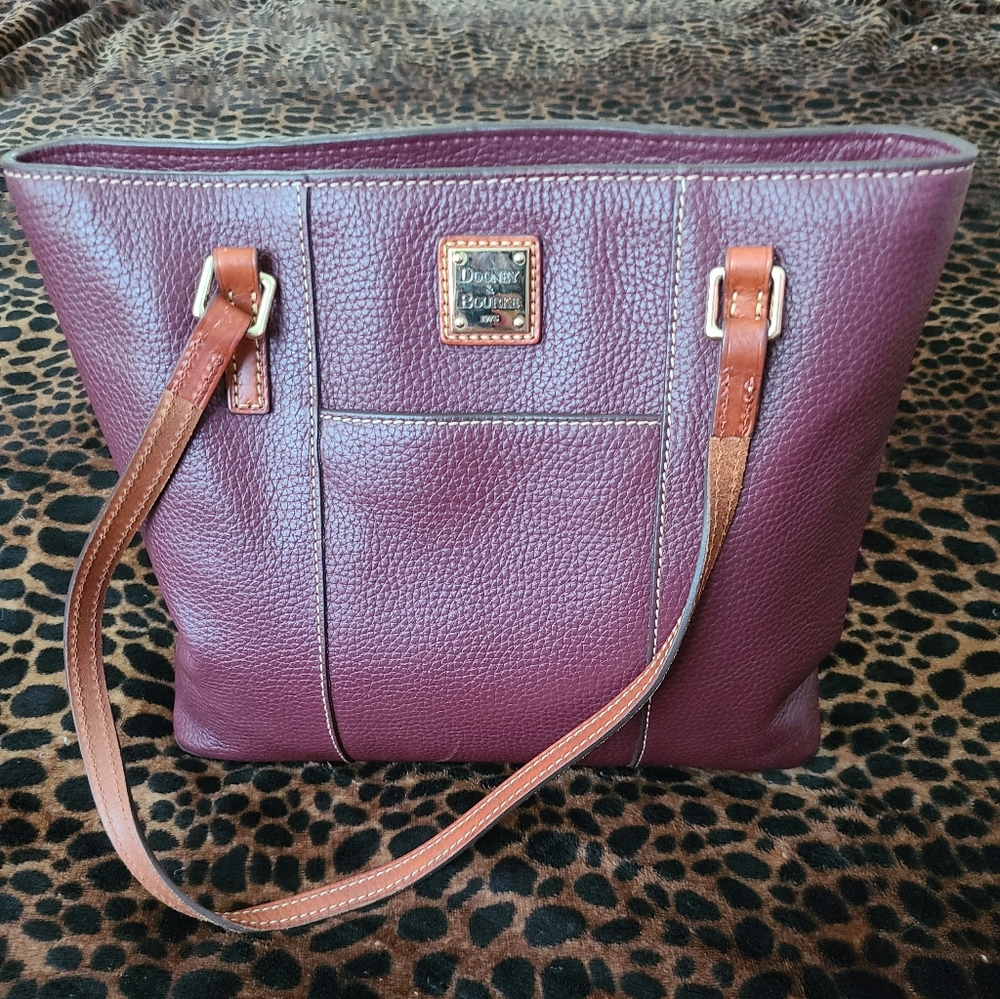 Dooney & Bourke purse